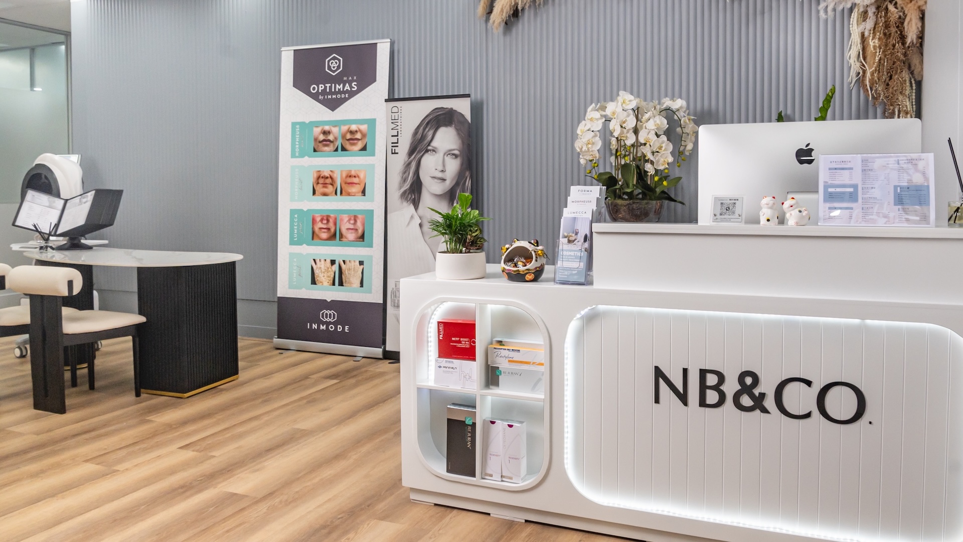 NB&CO. Reception and Front Desk